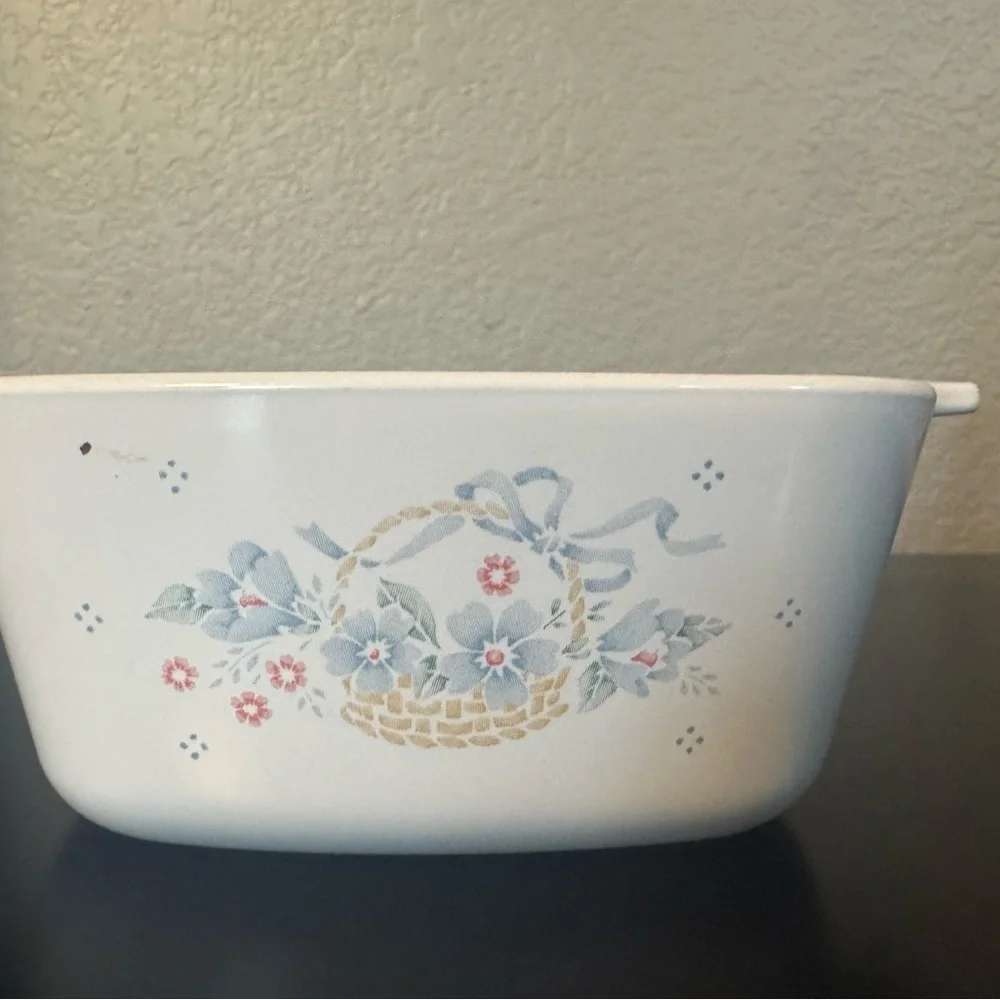 Vintage Corning Ware Ceramic Dishes